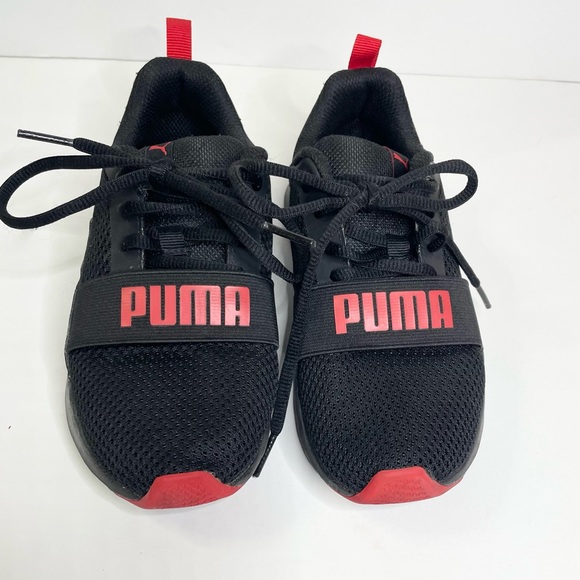Puma Sneakers! - Picture 6 of 7